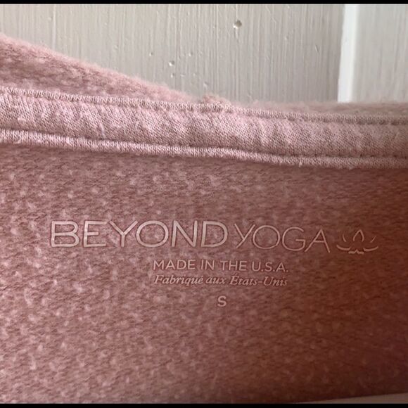 Beyond Yoga Over Tied Cropped Hoodie - Picture 5 of 5